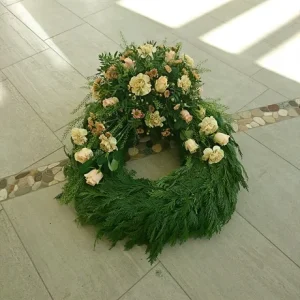 Krans i apricosa toner