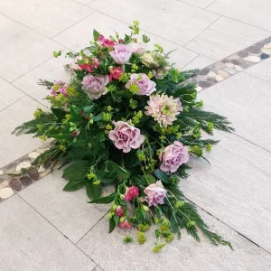 Sorgdekoration rosa/lila